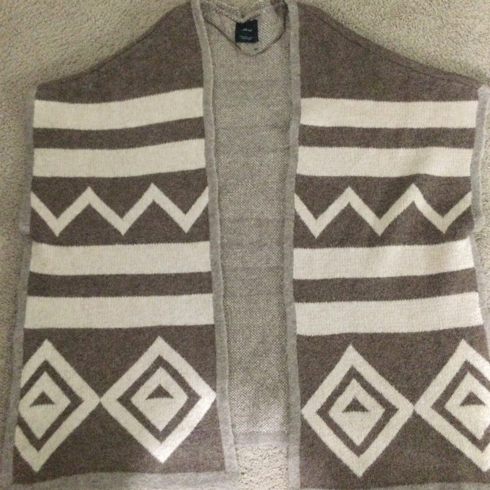 Zara Knit Poncho Size M